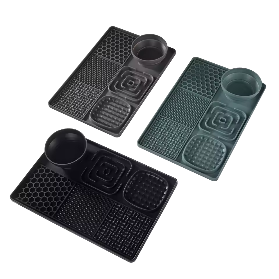 Pawse mat in green, black and grey